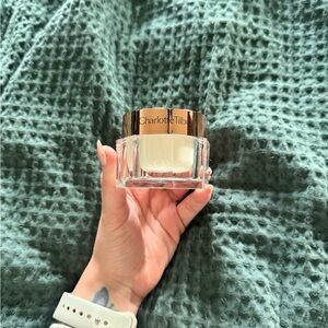 Charlotte Tilbury Magic Cream